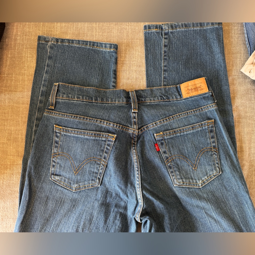 Women’s Levi’s 505 NEW size 8 medium
